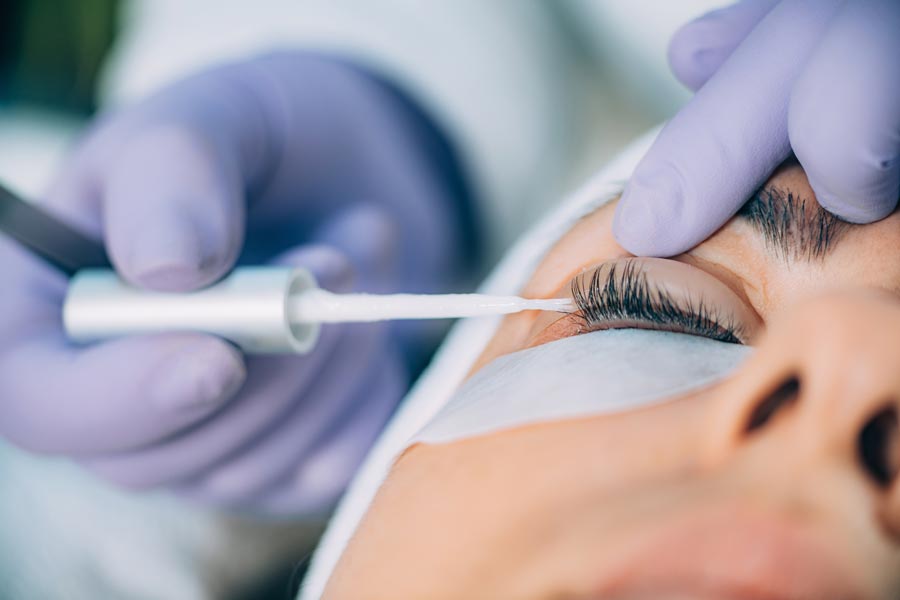 lash lift vihanje trepalnic ljubljana - Vse kar morate vedeti o “Lash Lift” postopku za vihanje  trepalnic